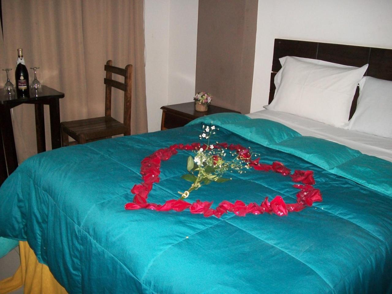 Suites El Parque 利马 外观 照片